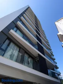 Luxury Studio with amazing Rooftop pool near the beach - Image 1