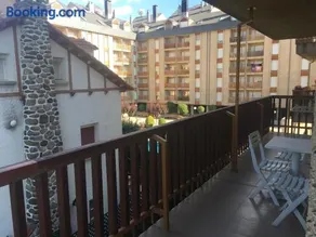 Apartamentos Turisticos Sol y Nieve - Image 4