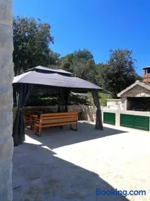 Secluded Holiday home HERITAGE - Image 3