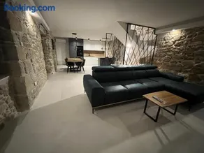Villa Copun with heated pool - Image 2