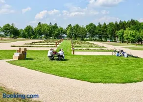 Hanworth Country Park - Image 3