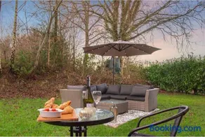 Dairy Cottage with hot tub & pizza oven - Image 2
