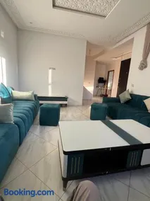 Peaceful farm with panoramic views and terraces - Image 3