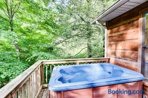 Dollys Delight by Venture Smoky Mountains - Image 2