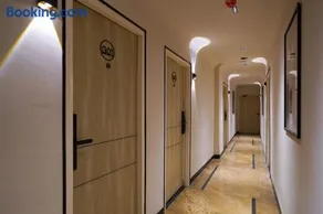 Olive Hotel Banjara Hills by Embassy Group - Image 4