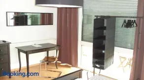 Central City Apartment Würzburg with private Parking - Image 2