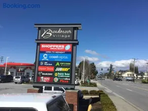 Vancouver Pacific Guest House - Image 2