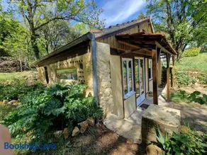 Organic and artistic home - Image 2