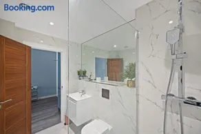 Marvel House - Image 3
