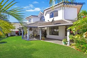 The Atrium, 11 Kentia Close - Image 1