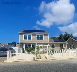 Bayside House with Hot Tub Near Cape May - Image 1