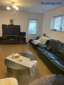 Günstige und komfortable Wohnung in Regenstauf - Image 1