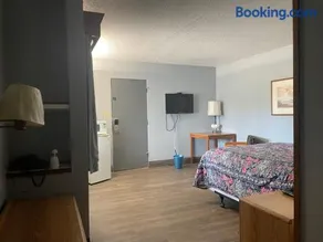 Executive Inn - Image 3