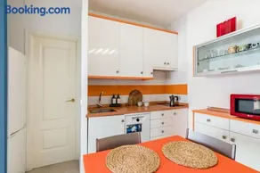 Inurria Comfort Plaza Castilla - Image 1