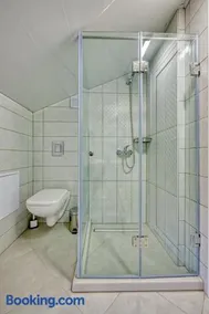 Sakutski House - Image 5