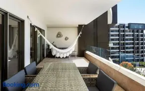 2 Bed 2 Bath Luxury Villa Suite - Image 4