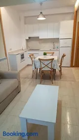 Apartamento primera línea playa d samil - Image 2