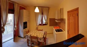 Appartamento In Paese - Image 3
