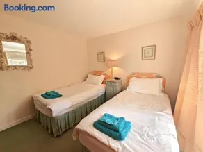 2 Bed in Chilmark oc-w32753 - Image 4