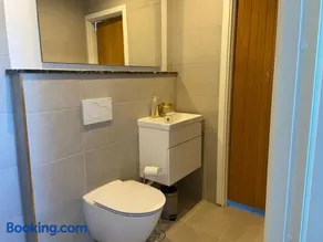Apartment Golden Touch - Image 4