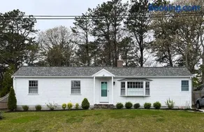 Cape Cod Cottage by Leavetown Vacations - Image 2