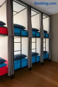 Capsule Hostel Perth - note - Valid passport required to check-in - Image 5