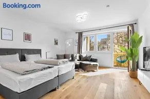 Flatista Homes - Hirschgarten - Image 2