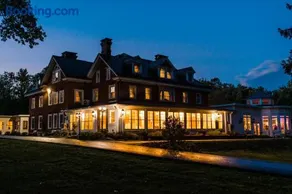 Cameron Estate Inn - Image 2