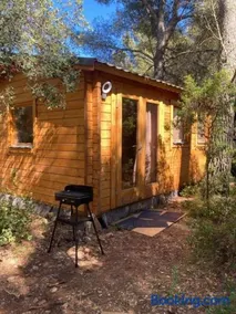Chalet d'une chambre avec piscine partagee et jardin amenage a Cornillon Confoux - Image 3