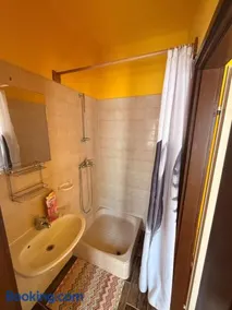 Family Joy Guesthouse - Image 2