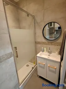 Les Lofts De Provins: Apt 4 - Image 2