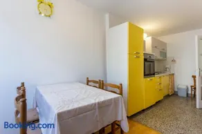 Apartment Anna with FREE private parking - Image 5