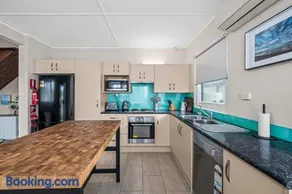Silver Myrtle Shack - Aldinga Beach - C21 SouthCoast Holidays - Image 3