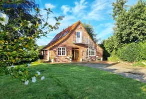 200 Jahre altes Landhaus mit Tieren - Image 1