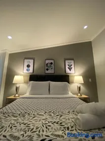 Cal Bed & Breakfast - Image 3