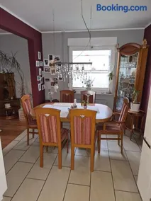 Schöne 3-Zimmer-Wohnung mit Balkon - Image 3