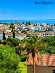 Luna del Faro -Ocean views and Pools by Budha Apartments - Image 1