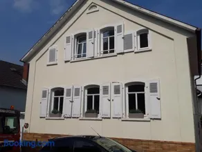 Arthouse Apartment - Image 1