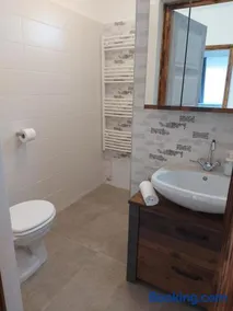 Central Lux Apartments - Image 4