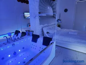 JACUZZI & SAUNA Apartament Warszawa Mokotów - Image 5