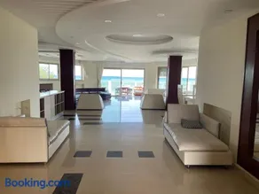 Appartement d exception en front de mer - Image 2