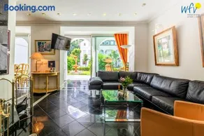 „Erlebe Luxus und Komfort in der Villa Bella Rosa in Binz!“ - Image 2