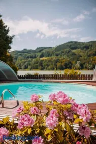 Bungalow Donaublick mit Pool und Garten - Image 4