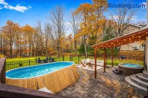 Luxury Escape 5BR Pool HotTub Game Room FirePit - Image 2