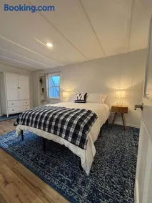 Tasteful two bedroom just minutes to Middlebury! - Image 3