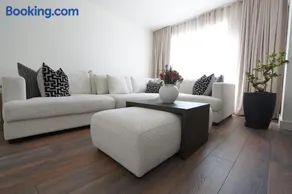 The Dublin Luxe - Image 3