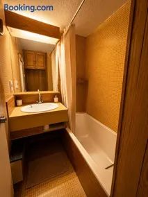 Cozy studio balcon et parking - Image 1