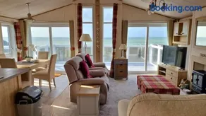 Sea View Lodge - Panoramic Sea Views - Seal Bay Resort - Image 1