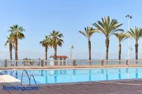 Apartment in Algarrobo Costa - Image 1