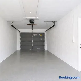 Fort Myers Shores renovated Pet Friendly Boaters Paradise with Gulf Access - Image 3